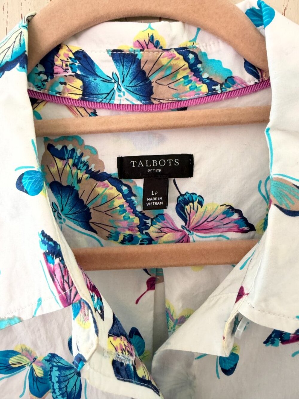 TALBOTS BUTTERFLY COTTON BUTTON DOWN SHIRT - Picture 6 of 6